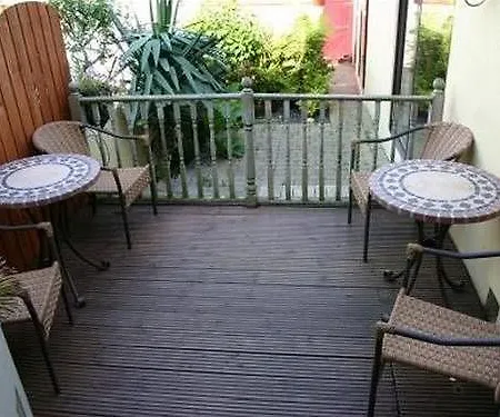 Hotel Avondale 3*